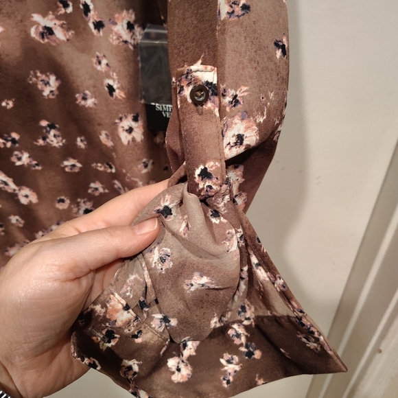Simply Vera Wang NWT Brown Floral Chiffon Popover Top Sz L Career Casual Party - Picture 5 of 8
